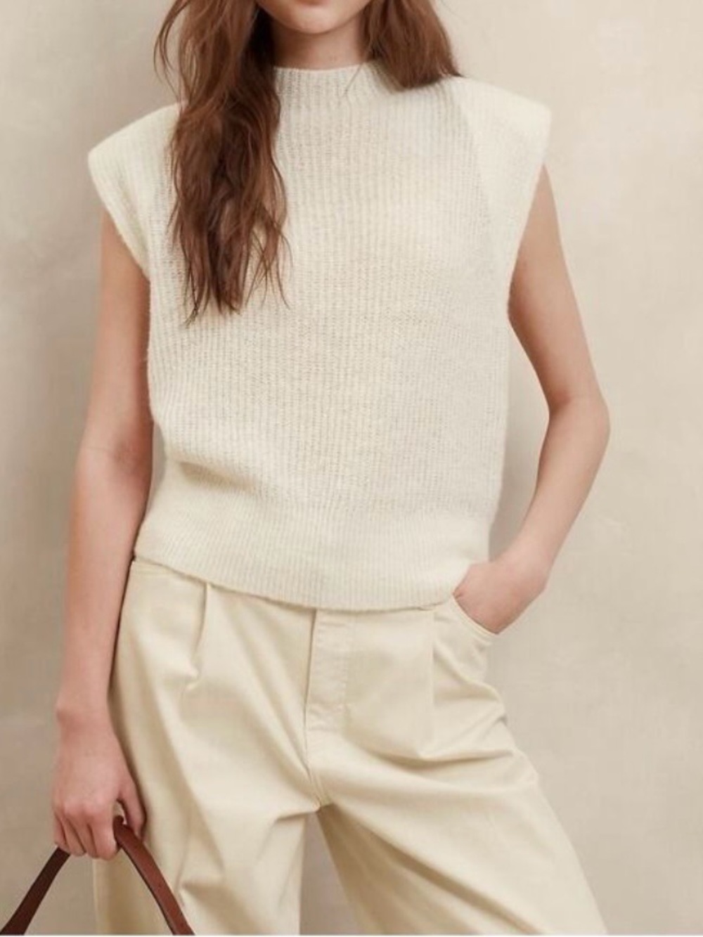 Banana Republic Cream Knit Crewneck Sweater Vest
